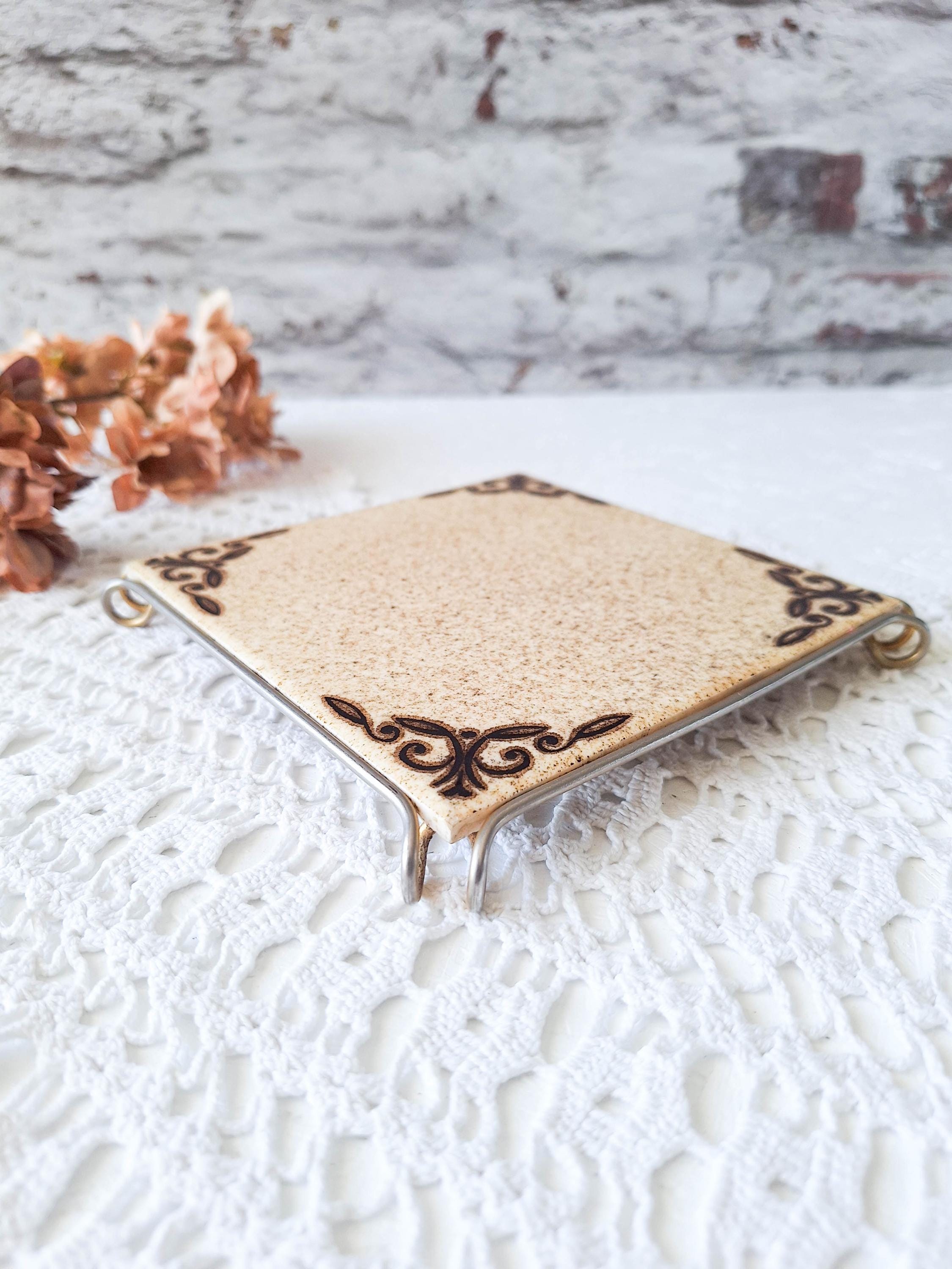 レトロなタイル鍋敷き - Etsy 日本