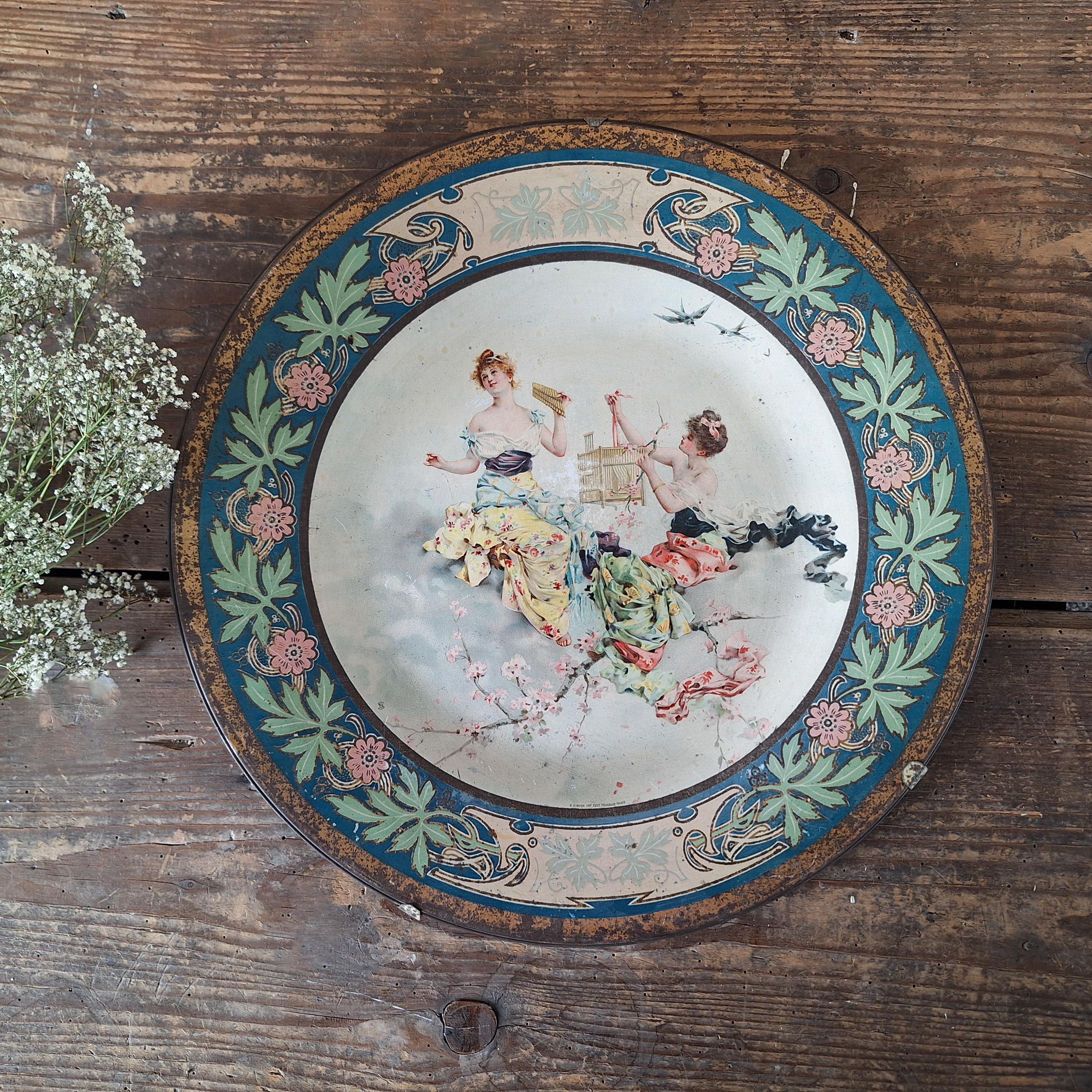 Grande assiette en tole lithographiée française ancienne, art mural romantique du XIXe siècle, B. Sirven Toulouse Paris, plaque décorative en métal antique