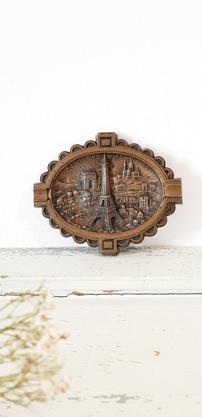 PARIS Souvenir Art Deco Ashtray Eiffel Tower Ashtray Souvenir de paris French Smoker