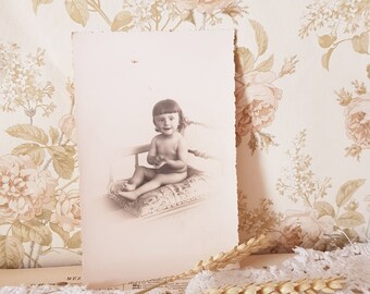 Baby Cabinet Card, Curiosity Cabinet Photo Collection, Old Pictures, Victorian Portrait, Antique Portrait Photography, Girl Portrait,