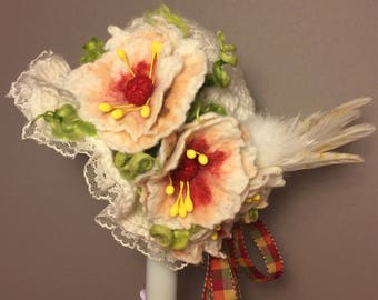 Einzigartige, von Hand hergestellte, OOAK, Gartenparty Narzissenpuppenhut