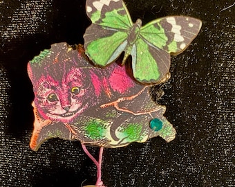 Handcrafted Bee-Jeweled Cat Clip: Whimsical Scarf or Lapel Pin