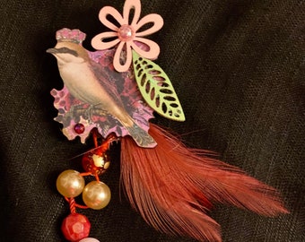 Biene-juwelen Gekrönter Spatz Brosche: Handgefertigte Perlen Anstecknadel