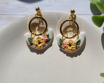 Boho Hoop Earrings, Polymer Clay Floral Earrings, Orange flower Earrings, Pretty Gold Dangle Earrings
