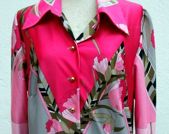 Vintage dress / 70s with flowers