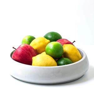 Large Concrete Fruit Bowl, Minimalist Modern Centerpiece, Decorative Concrete Bowl, Multi-Purpose Catchall for Kitchen Dining Table Entryway