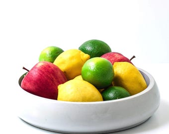 Large Concrete Fruit Bowl, Minimalist Modern Centerpiece, Decorative Concrete Bowl, Multi-Purpose Catchall for Kitchen Dining Table Entryway