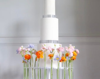 The Floral Crown - Cake Stand - Flower stand - Floral arrangements - Fresh flowers - Floral wedding cake - unique cake wreath