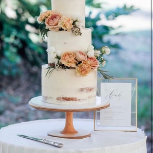 Standard Hourglass Rustic Heavy Duty Wooden Bespoke Cake Stand - 6&quot; High