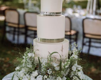 30mm Ultra polished acrylic cake separator