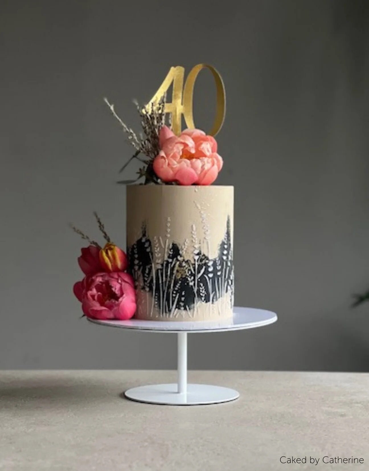 The Stiletto Cake Stand - Wedding Cake Pedestal - White Cake Riser ...