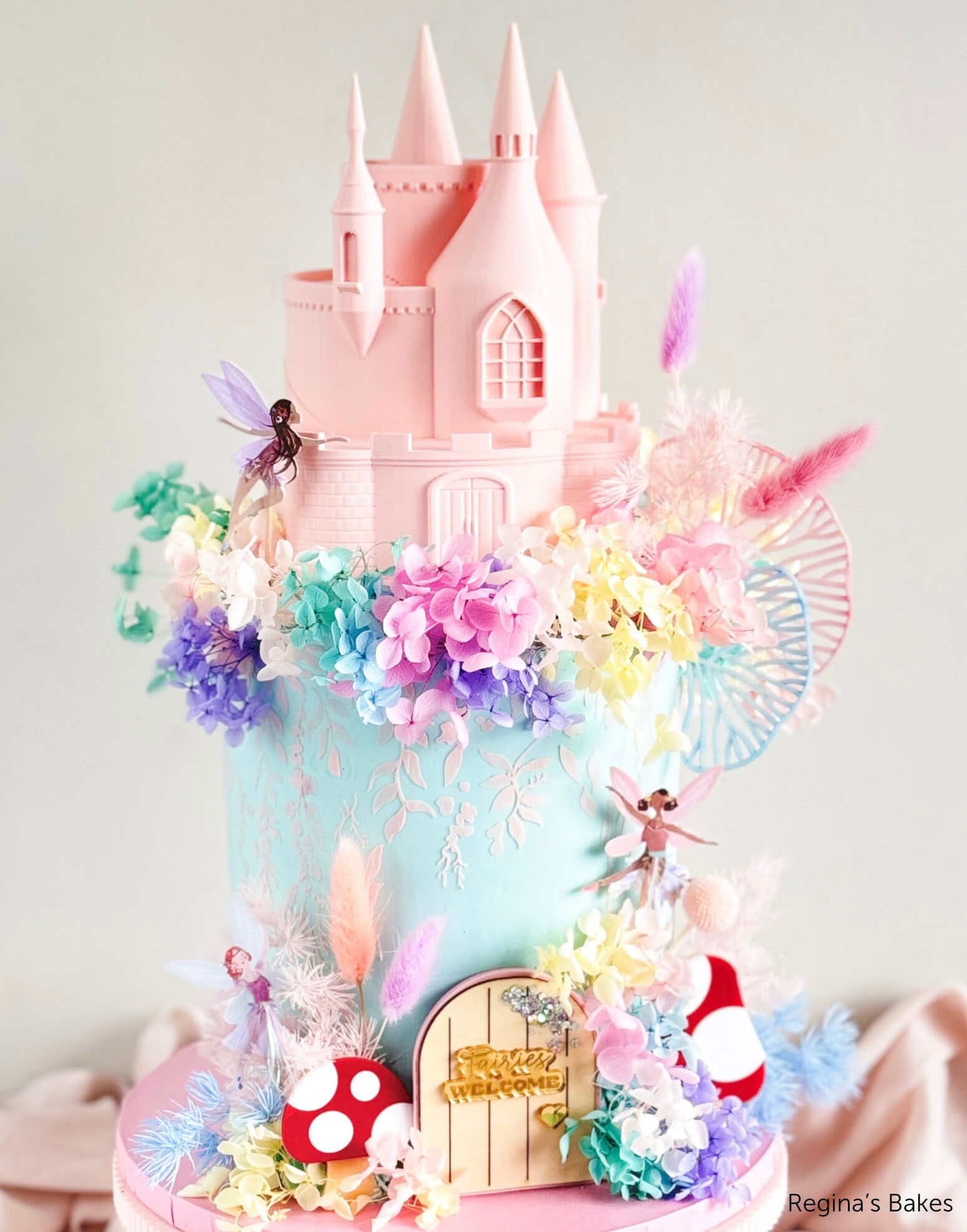 Princess Castle Blowout Cake Topper - Magical Light Up Birthday Decor