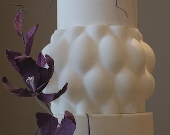 Sculpted Tier Cake Separator – Pillowed Faux Cake Spacer, Tabi Luxe Collection