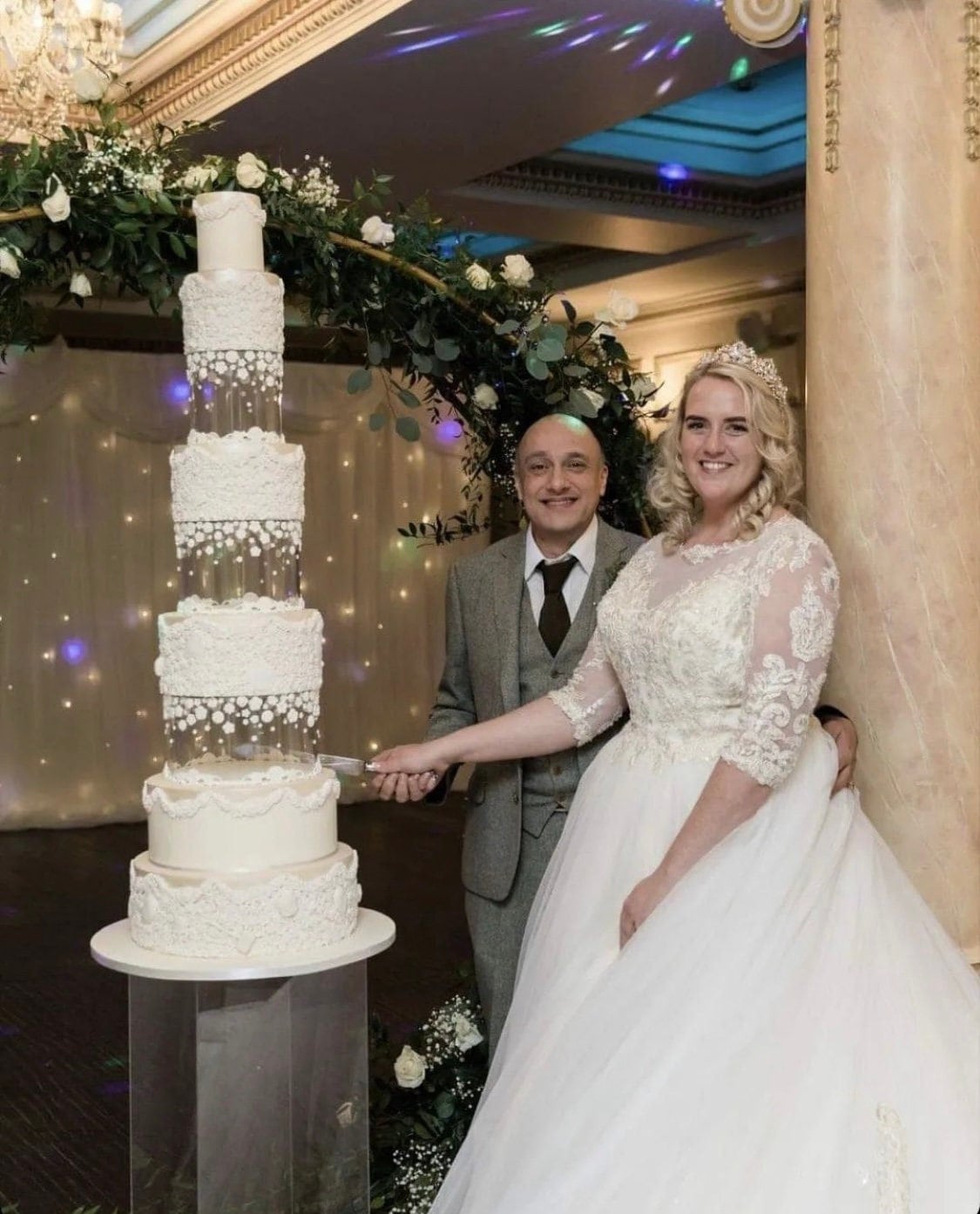 Fill a tier birthday cake stand acrylic cake seperator Cake stand