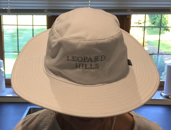 white canvas sun hat