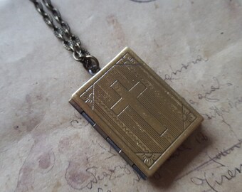 Book Locket necklace ~ bronze ~.