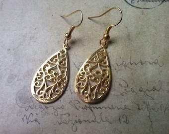 Filigree drop earrings ~ gold ~.