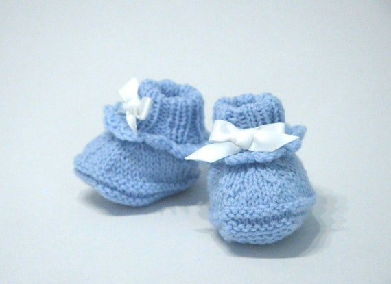 knitted baby boy shoes