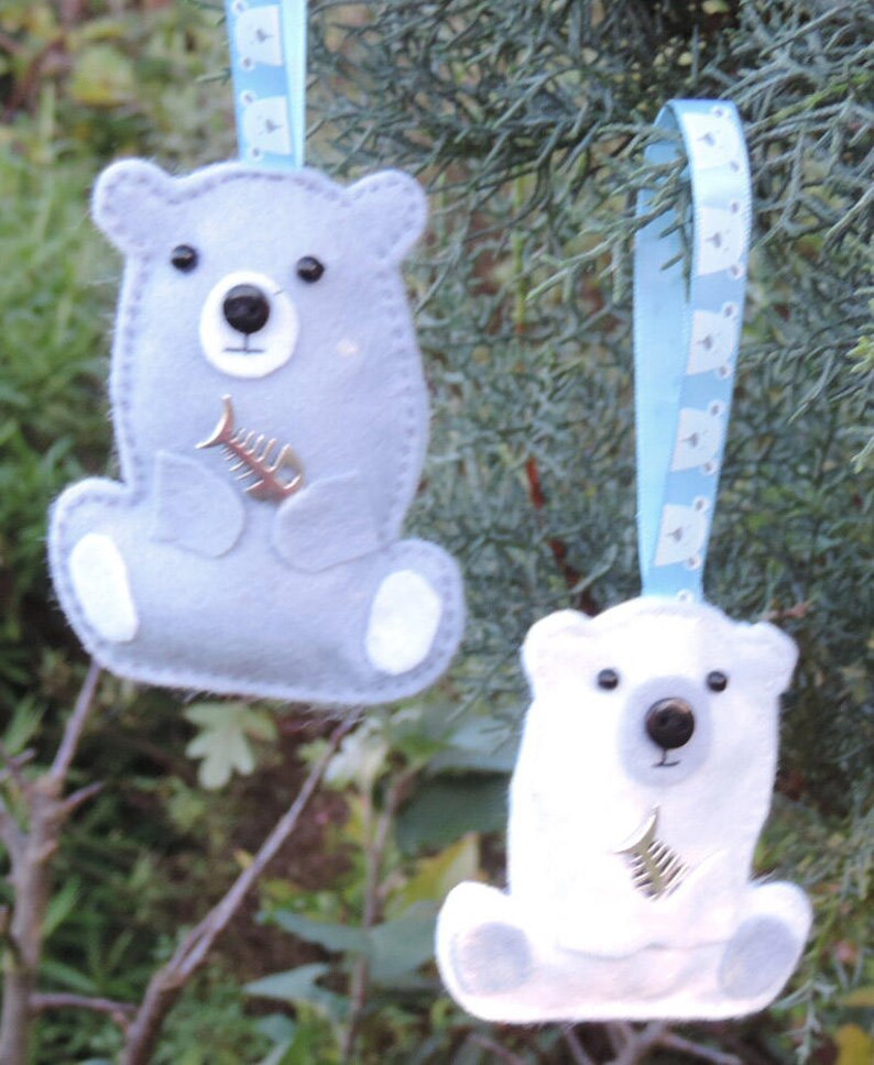 Handmade Felt ChristmasTwig Tree Decoration 2 x Felt Polar Bears with metal fish charm Postable gift idea
