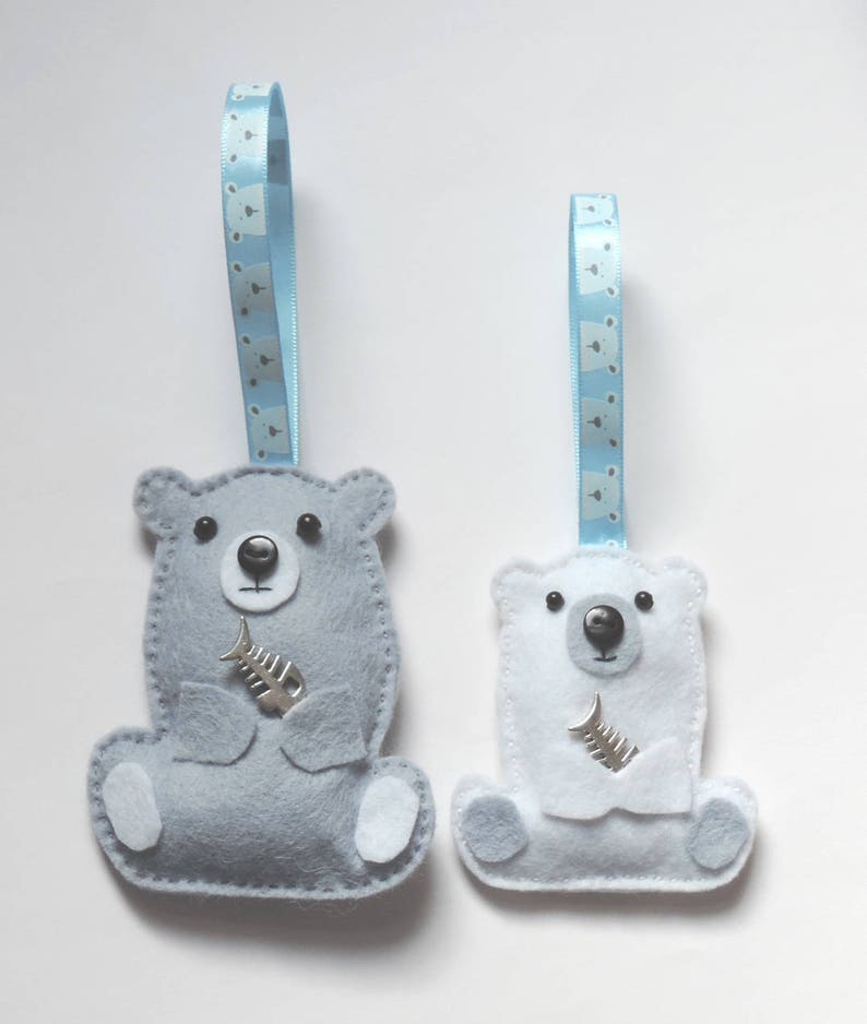 Handmade Felt ChristmasTwig Tree Decoration 2 x Felt Polar Bears with metal fish charm Postable gift idea