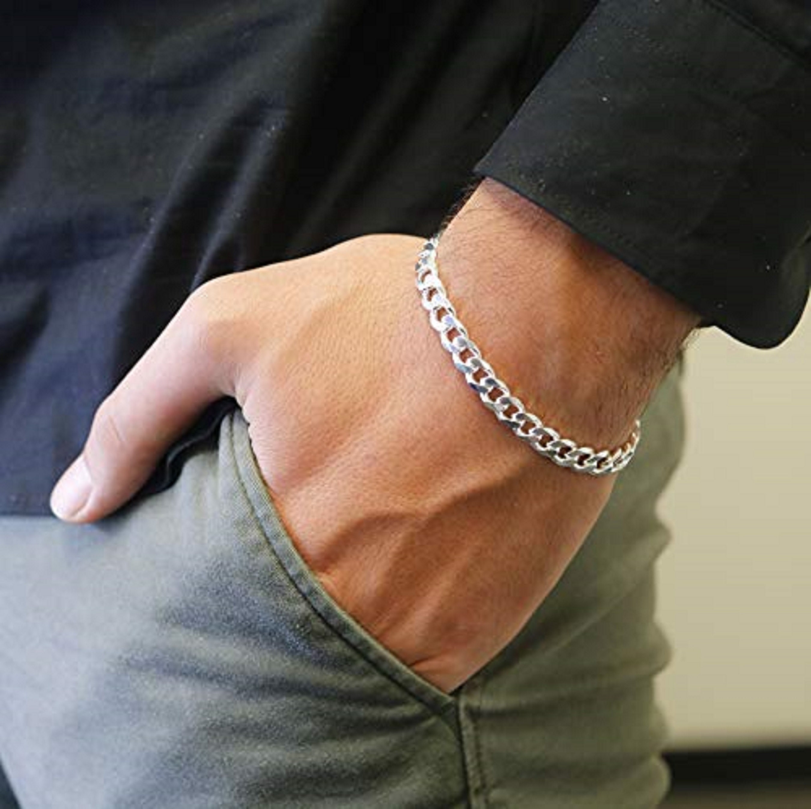 Sterling Silver Curb Link Chain Bracelet - 7mm Wide Unisex Design