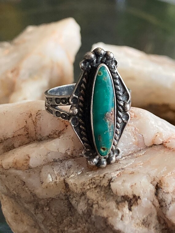Sleeping Beauty Turquoise 925 Sterling Silver Minimalist Solitaire