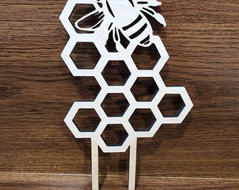 Wooden Garden Trellis - Beehive