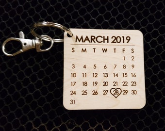 Calendar Keychain, Anniversary Keychain, Anniversary Gift, Wedding Keychain, Gift for Her, wedding gift, Gift for Him, Personalized Keychain