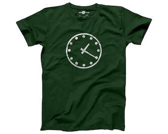 Wrigley Field Scoreboard Clock T-Shirt - Chicago Cubs Day Baseball Green Tee