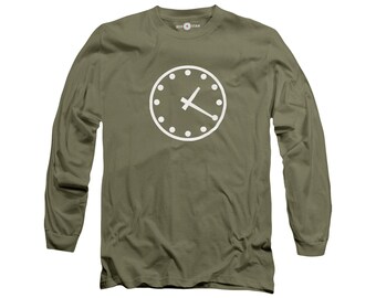 Wrigley Field Scoreboard Clock T-Shirt - Chicago Cubs Day Baseball Green Tee