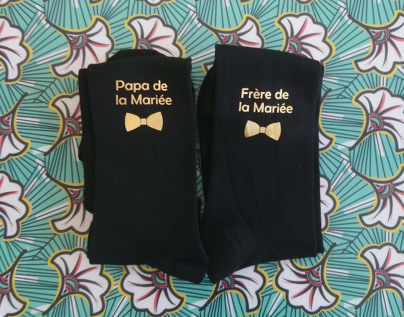 chaussettes personnalisées noires ou en couleur, aux couleurs et à la date de votre mariage image 4