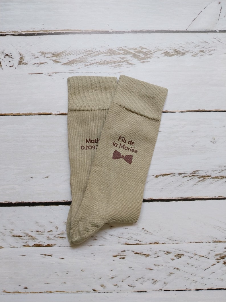 chaussettes personnalisées noires ou en couleur, aux couleurs et à la date de votre mariage image 5