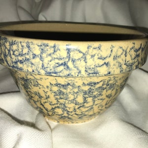Robinson Ransbottom  Blue Spongeware Bowl Vintage Stoneware
