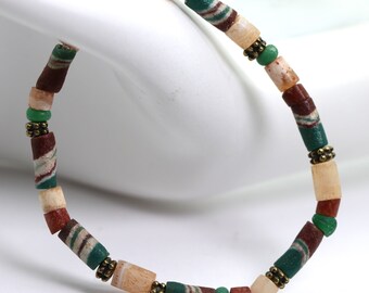 Armband mit alten Achatperlen und afrikanischen Glasperlen
