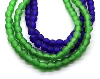 African powder glass beads size S blue and green