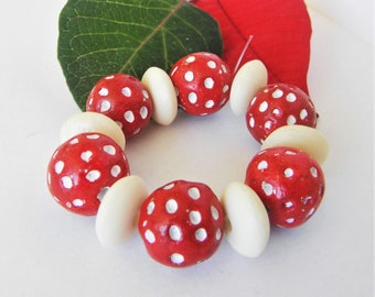 Terracotta beads and bone beads