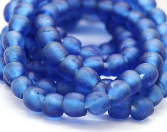 African recycled glass beads, size M blue