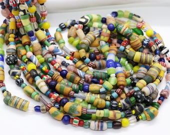Afrikanische Perlen bunter Mix