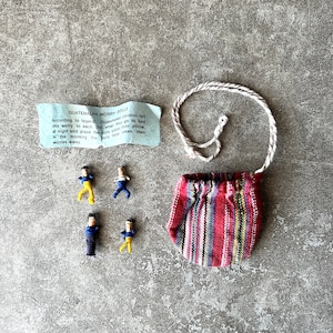 Guatemalan Worry Dolls with Small Pouch, Vintage Minis, 4 Small Dolls, Primitive