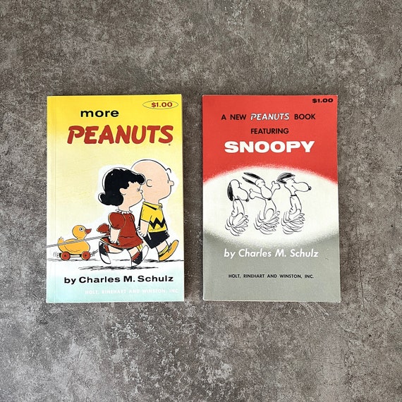 Vintage Snoopy Peanuts Comic Books Lot of 2, 1960s Comic Strips