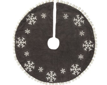 24" Snowflakes Christmas Tree Skirt