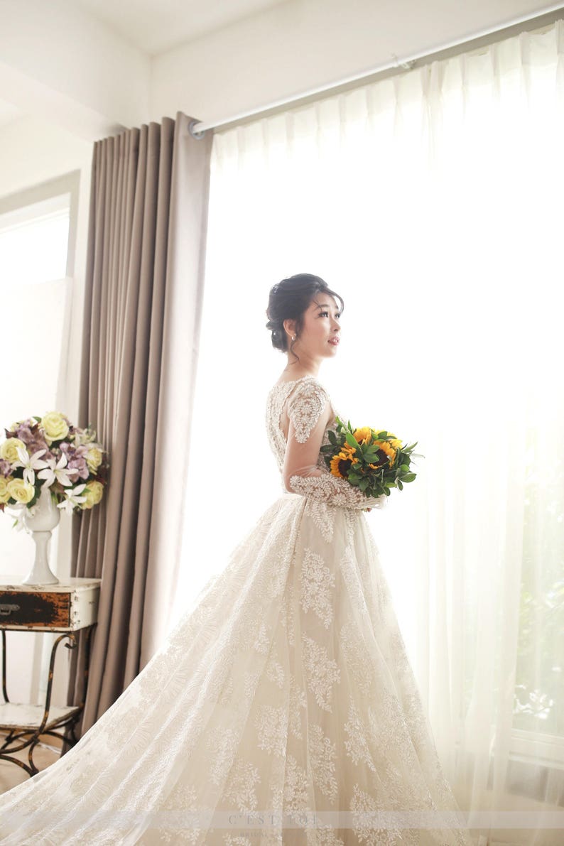removable overskirt