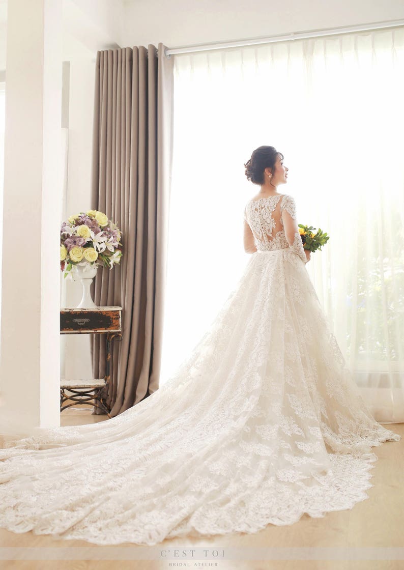 removable overskirt