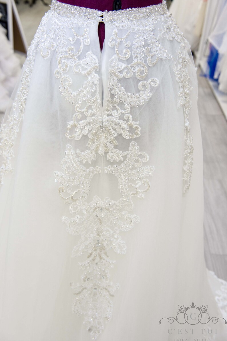lace detachable train