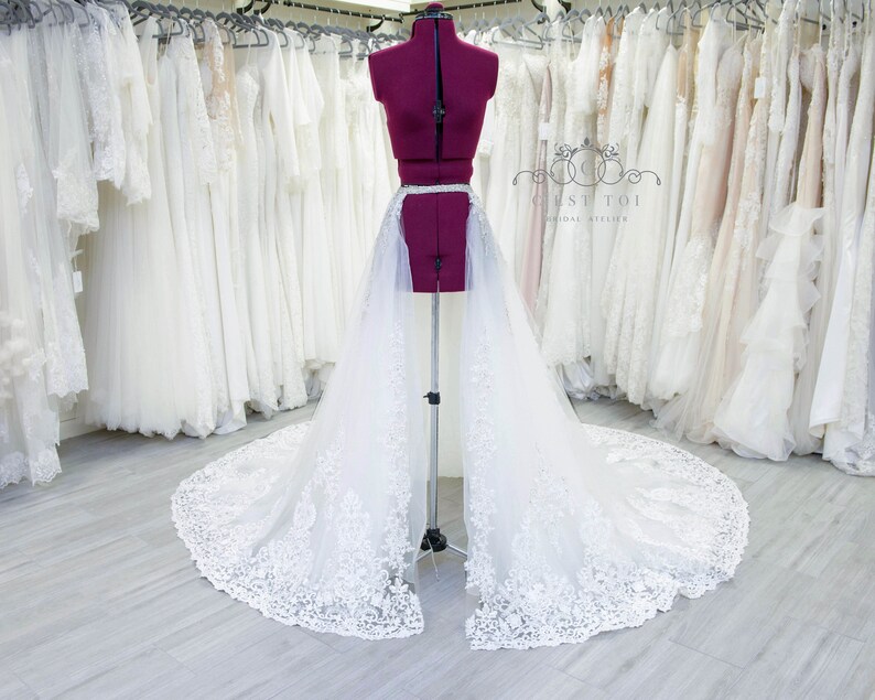 lace detachable train