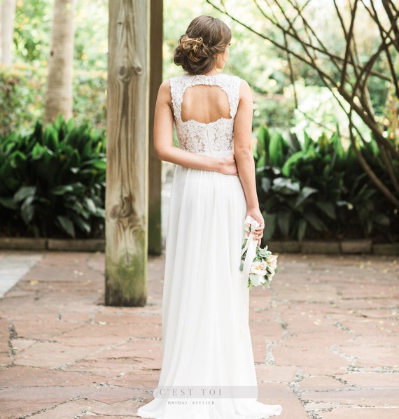 Lace Keyhole Wedding Dress - Sale D05 Lace Keyhole Wedding Dresses A Lace Keyhole Wedding Dress - Sale D05 Lace Keyhole Wedding Dresses A