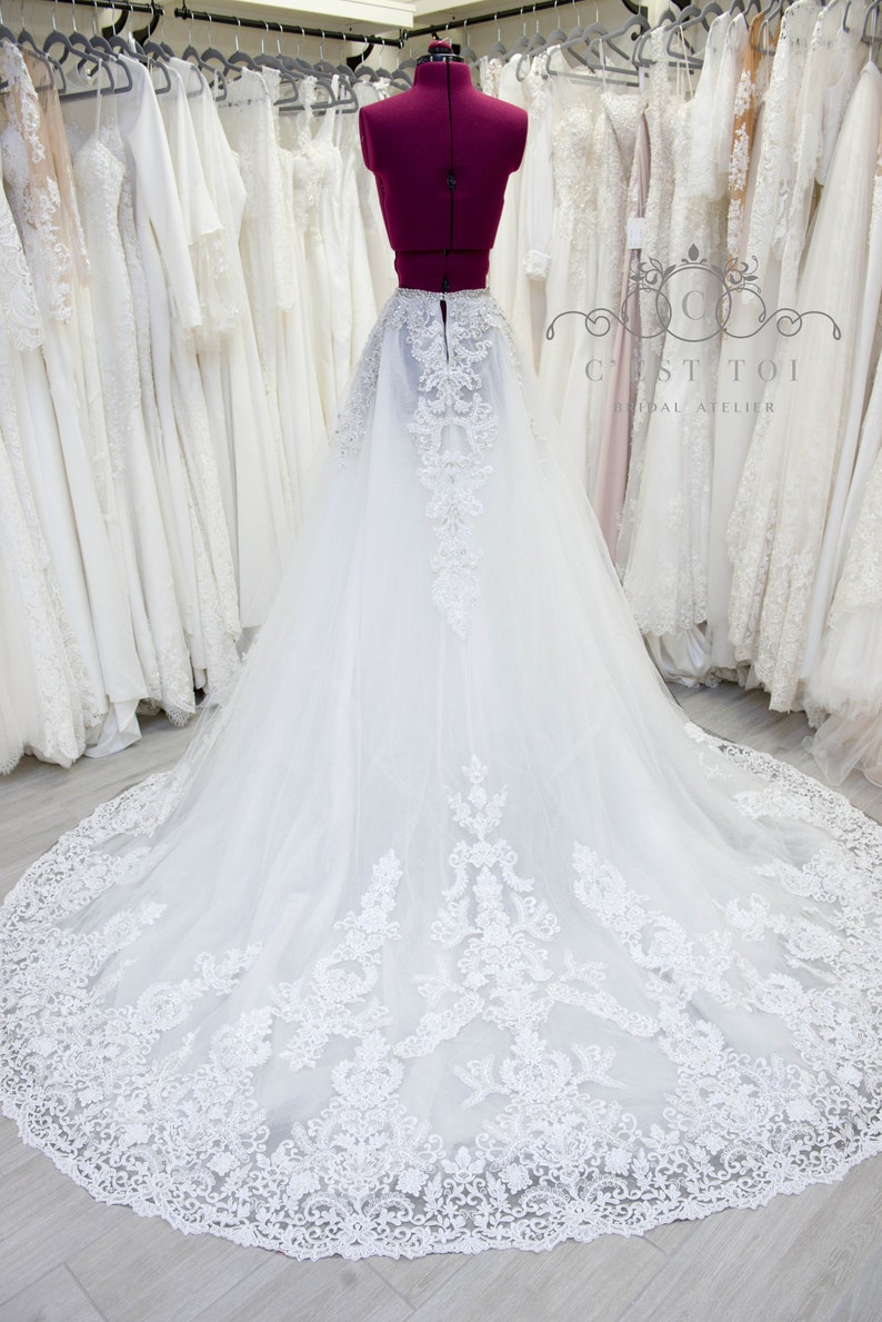 lace detachable train