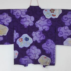 Vintage Japanese Kimono HAORI 【Used】 Silk Embroidered floral pattern Japanese patterns Good condition for a haori of this age　 ET997