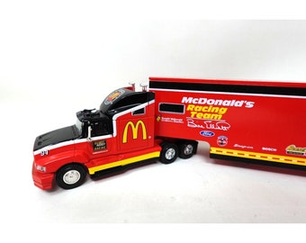 McDonald's Racing Team 特別版 1/64スケール最終値下げ ミニカー
