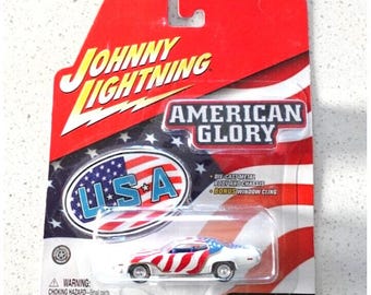 Johnny Lightning 1971 Plymouth Road Runner American Glory Series